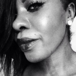 Seen_Tia