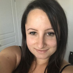 Joanie21