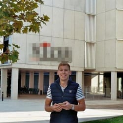 Andreas44