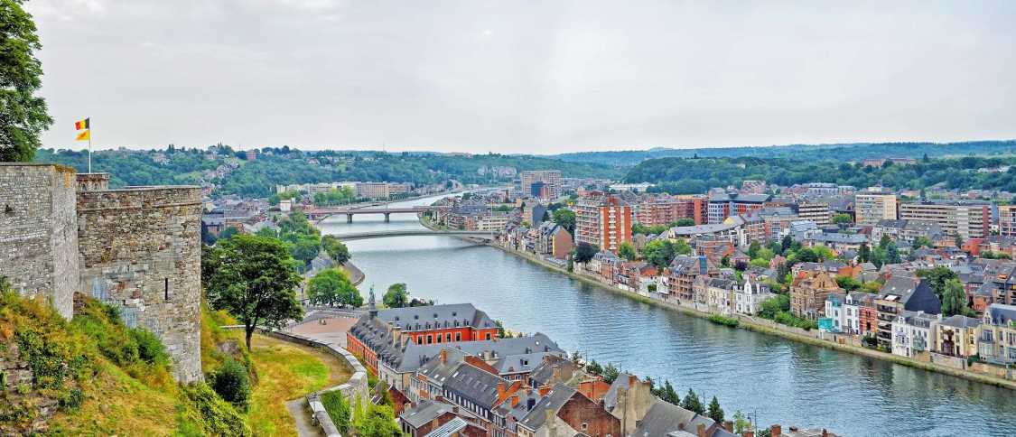 Vivir en Namur: guía completa para expatriados
