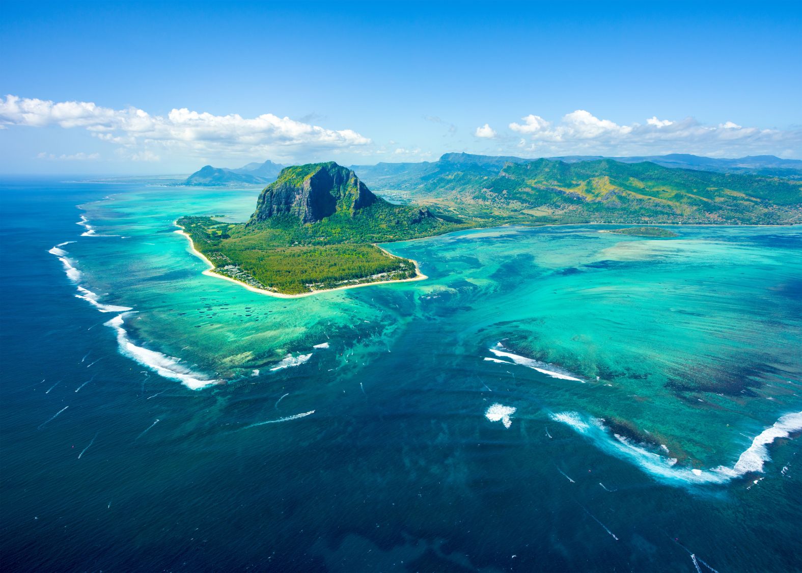 Moving to Mauritius guide