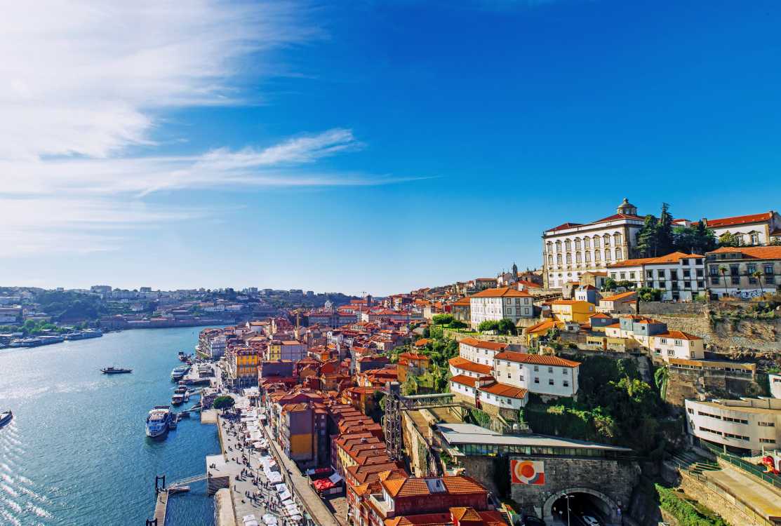 Living in Portugal: the ultimate expat guide