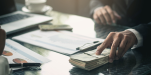 Expatriation : que faire de vos économies ?