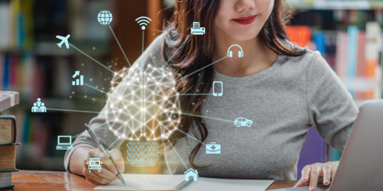 C&oacute;mo la inteligencia artificial est&aacute; ayudando a mejorar las habilidades de los profesionales