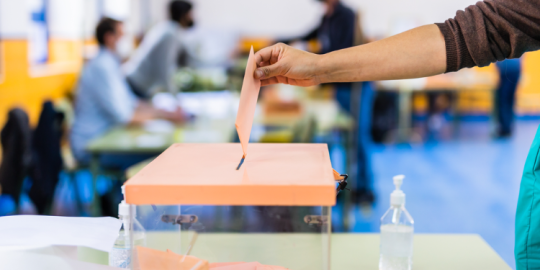 Elecciones anticipadas 2024: Cambios clave en la pol&iacute;tica global y la inmigraci&oacute;n