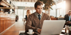 Nomades numériques : comment s'intégrer sans dépasser