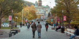 Étudiants internationaux au Canada : révolte contre les changements migratoires
