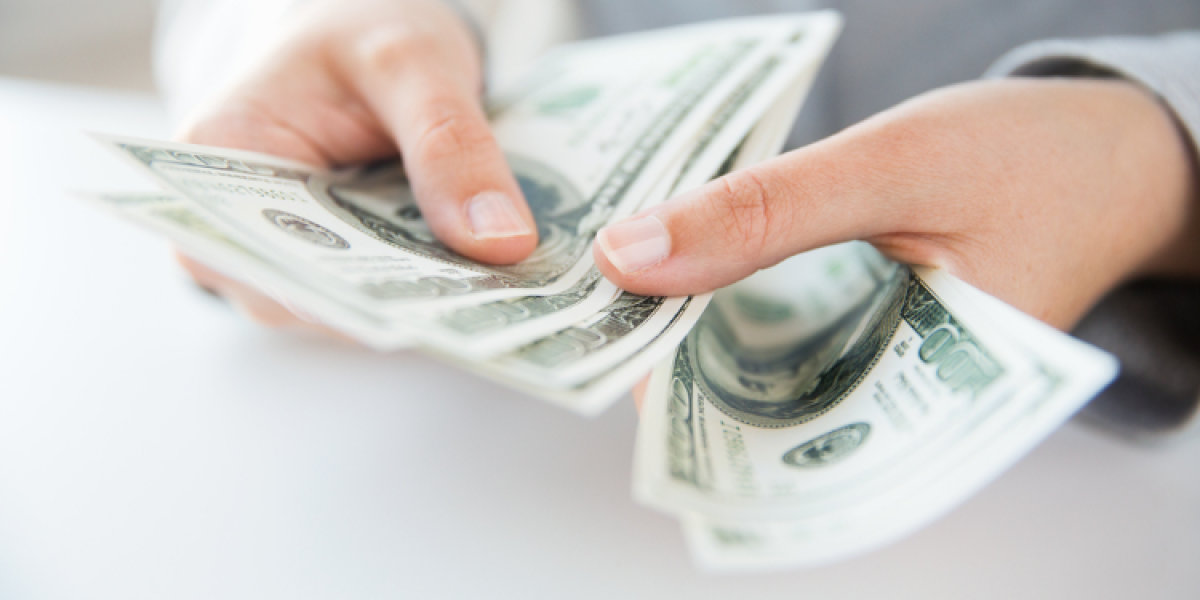 counting dollar notes