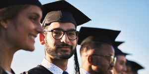 Comment les pays séduisent les meilleurs diplômés internationaux