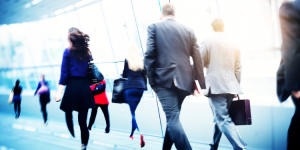 Règles d'immigration : les derniers changements aux USA, au Canada, en Europe, et plus