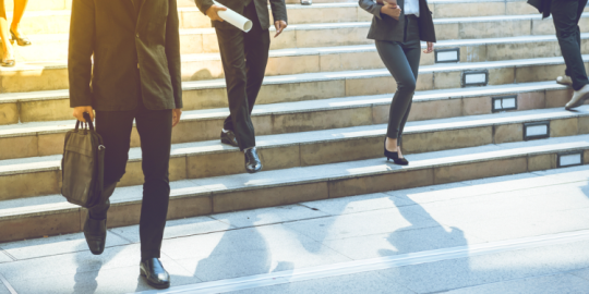 Carri&egrave;re internationale : quels seront les secteurs porteurs en 2025 ?