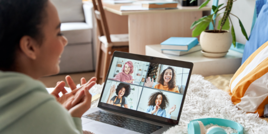 How to keep long-distance friendships alive while living abroad