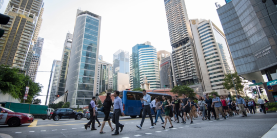 Singapore rinnova il sistema dei permessi di lavoro per attirare professionisti stranieri