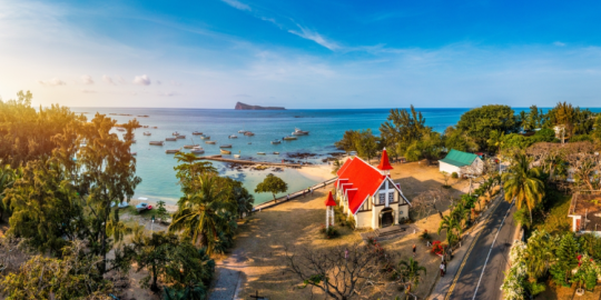 How is Easter celebrated in Mauritius?