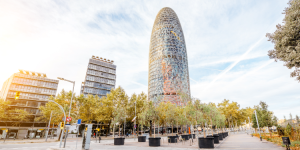 Is AI causing job losses in Barcelona call centers?