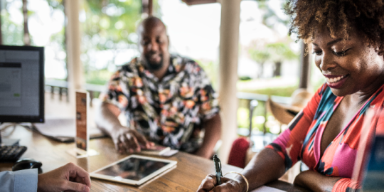Pr&eacute;parer sa retraite &agrave; l'&eacute;tranger : quand faut-il commencer ?