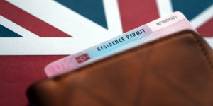 Do you lose your PR status when your card expires?