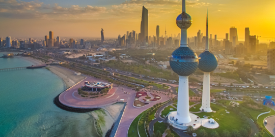 Kuwait introduce permisos de salida y nuevos requisitos de ingresos