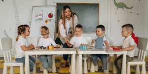 Garde d'enfants : ce qui change pour les parents au Royaume-Uni