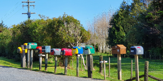 Ricevere la posta: esperienze di italiani all'estero