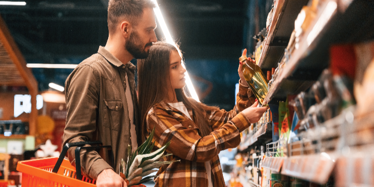 couple at the supermarket