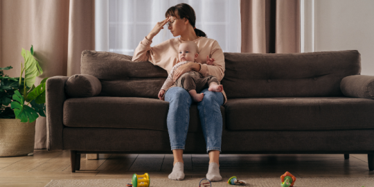 &Ecirc;tre maman &agrave; l'&eacute;tranger : g&eacute;rer stress, fatigue et manque de rep&egrave;res