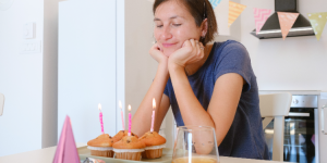 Pourquoi les anniversaires sont différents à l'étranger