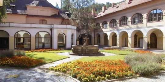 Intervista a Giovanni Sciola, direttore dell'Istituto Italiano di Cultura a Praga