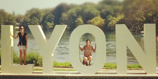 Free Electron Roaming