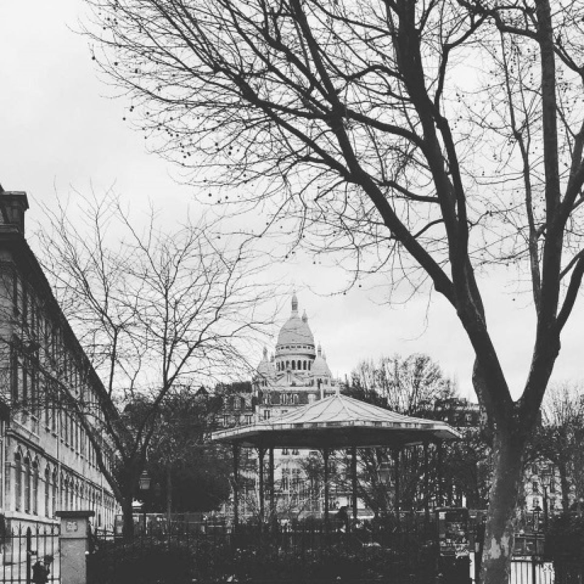 Au Vent Mauvais - A Traveler in Residence