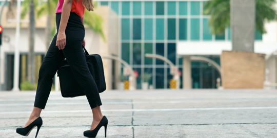 How dangerous are popular expat destinations for women?