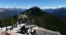 Carolyn in Alberta : "I was surprised at how friendly Canadians are"