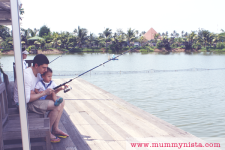 Cassandra: "Jakarta is easy to live"