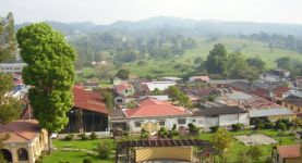 Les and Colette in Big Falls: "We love the tranquility of the small village"