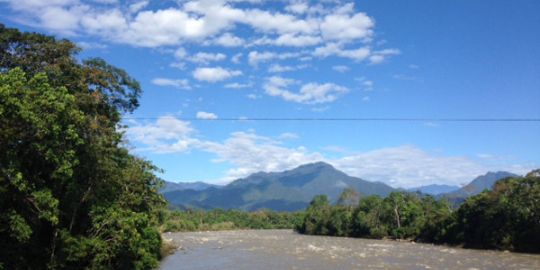 Myriam à Misahualli : « Les équatoriens aiment faire la fête »