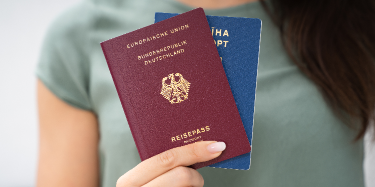 Expatriate choices: The case for dual nationality