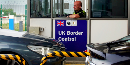 COVID-19: Una actualización sobre el control de fronteras en todo el mundo