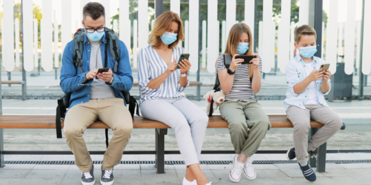 Frontiere chiuse: avevano già un piede in aereo ma non sono potuti partire 