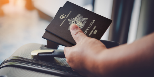 ¿Cómo conseguir un segundo pasaporte sin tener que comprarlo?