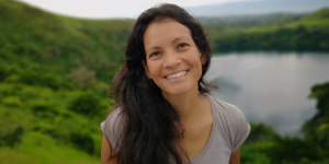 Dans la peau d'une expat en série passionnée par la cause féminine