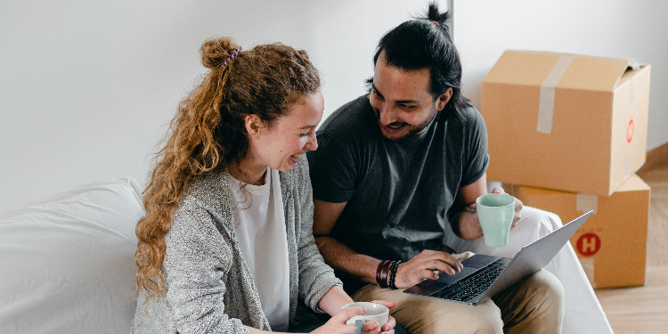 couple planning move