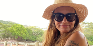 Bloquée à Maurice pendant son voyage de prospection, Nina sen réjouit