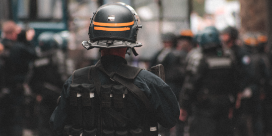 Espatriati tra le proteste in Asia 