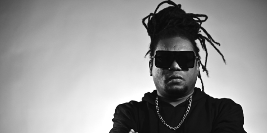 Blakkayo, singer, activist and back with a new album
