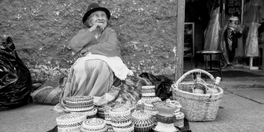 Una colombiana en Ecuador, Clelia: 