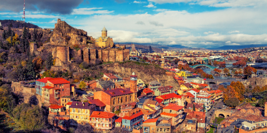 Un latino en Georgia, Horacio: 