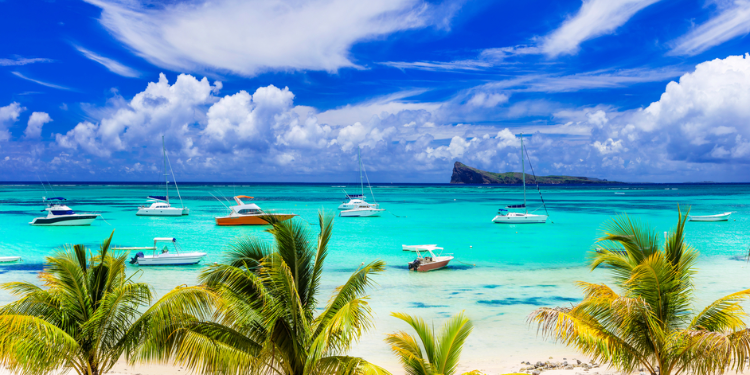 Coin de Mire vu de la plage de Bain Boeuf