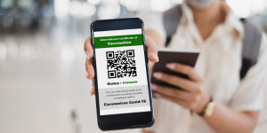 Extension du pass sanitaire en France : Les expats français laissés-pour-compte ?