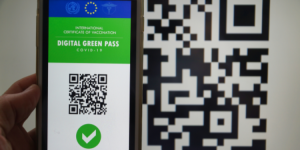 L'Italia come la Francia: esteso l'obbligo del green pass