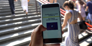 Aire e Green Pass: quale sorte per chi si è vaccinato in Italia?